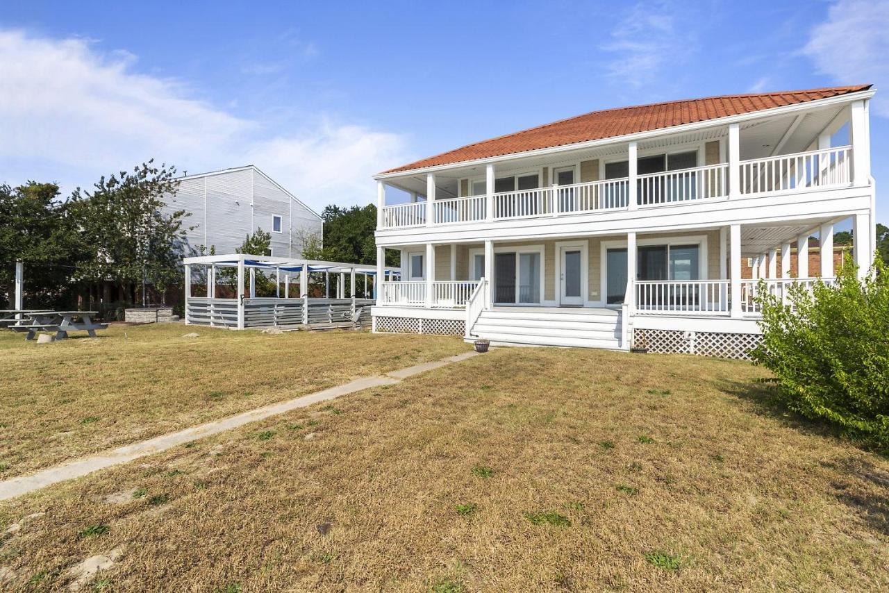 Water Front Delight On The Bay Home นอร์ฟอล์ก ภายนอก รูปภาพ