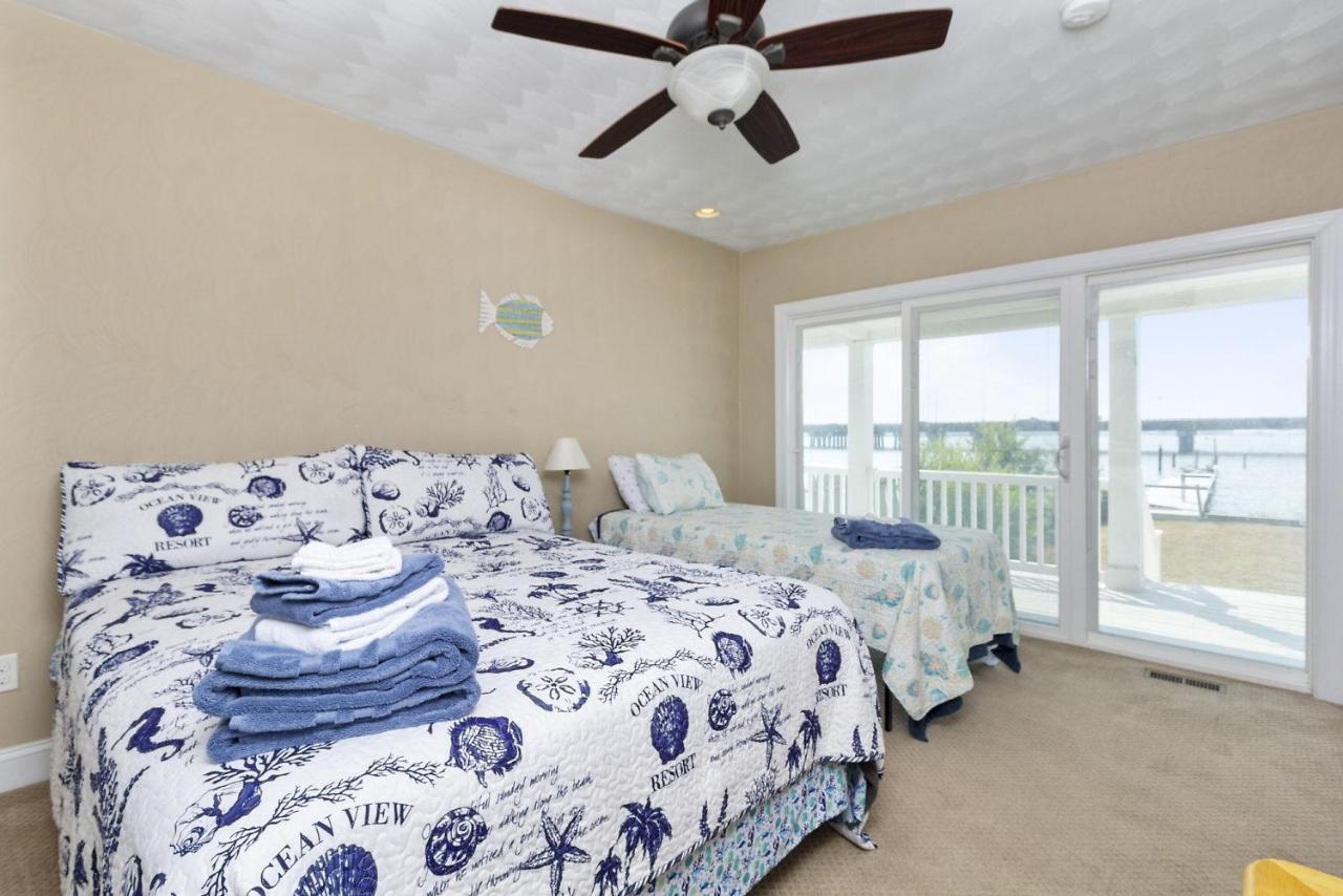 Water Front Delight On The Bay Home นอร์ฟอล์ก ภายนอก รูปภาพ